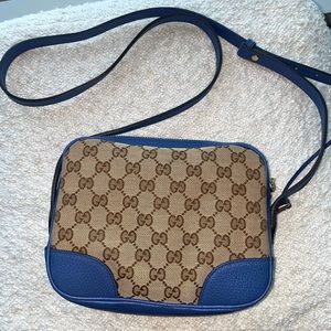 Gucci GG Canvas Mini Bree Crossbody Camera Bag - Blue Leather, GREAT condition